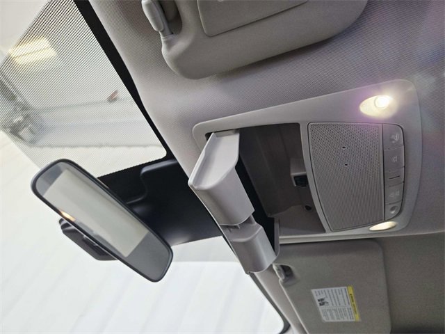 Used 2021 Nissan Rogue Sport SV image 26