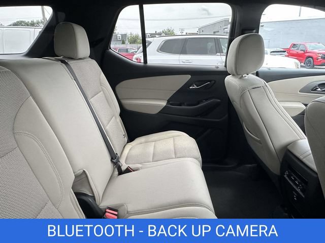 Certified 2023 Chevrolet Traverse LS w/ Safety Package FWD image 3