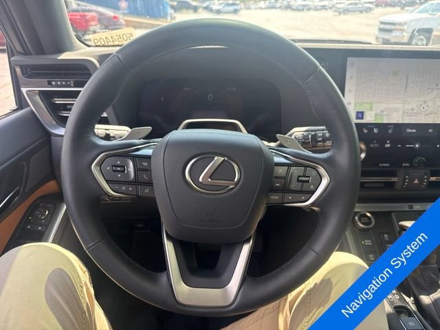 Used 2025 Lexus GX 550 AWD/4WD image 14