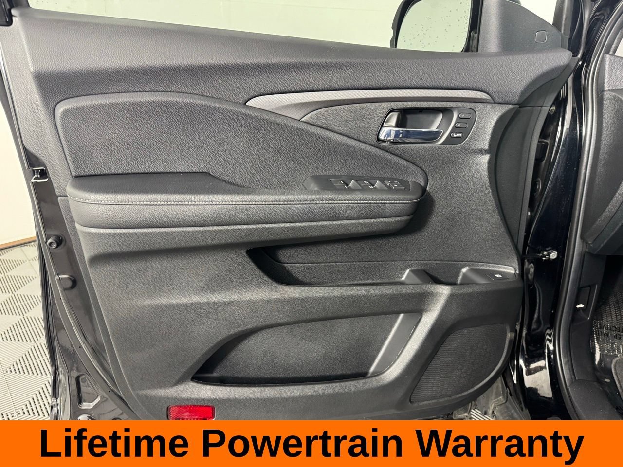 Used 2023 Honda Ridgeline RTL image 10