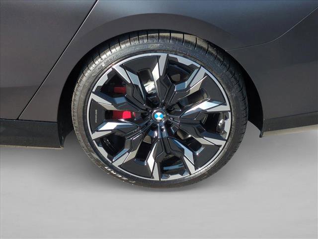 New 2026 BMW i5 w/ Dynamic Handling Package AWD/4WD image 10