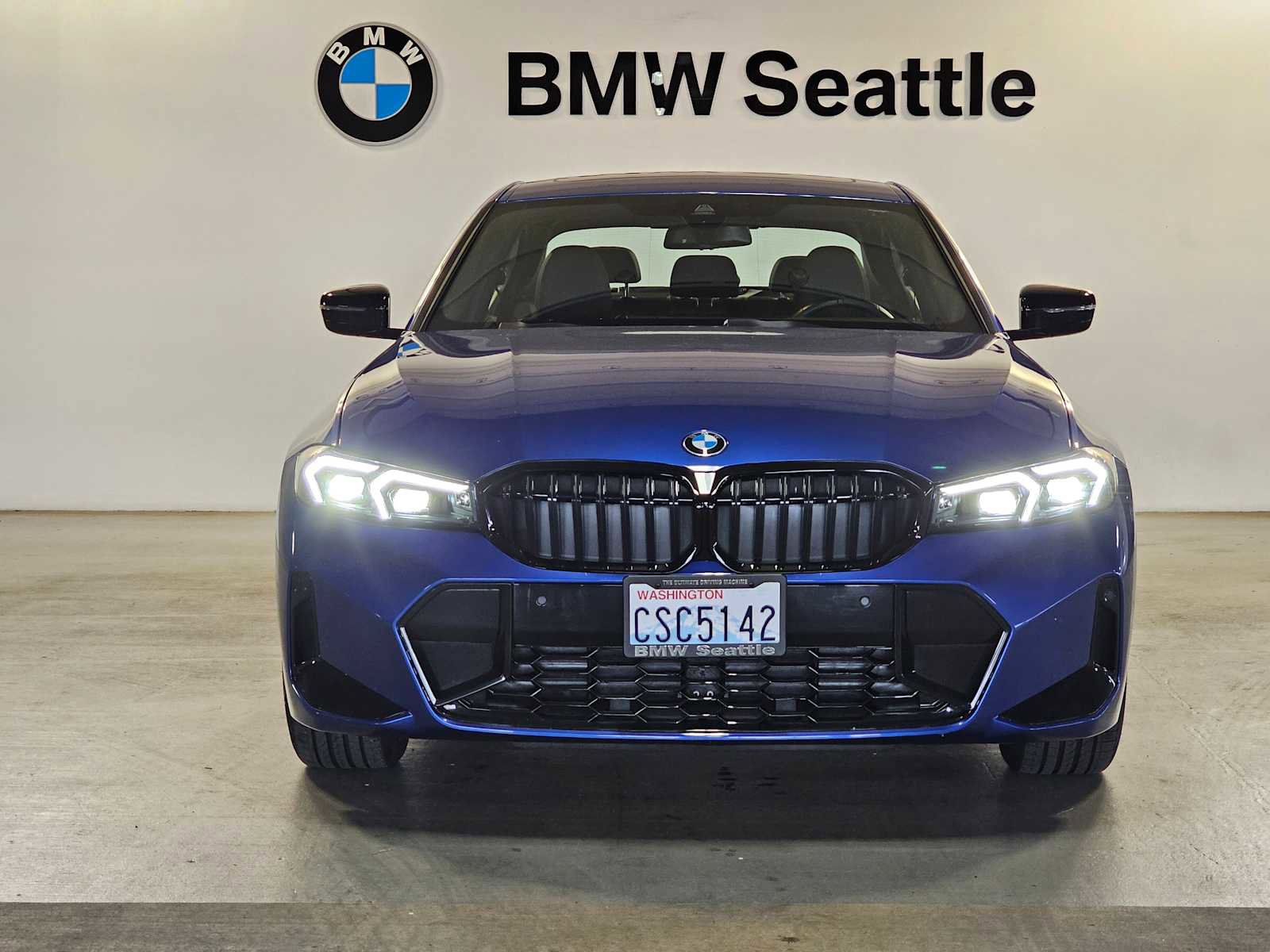 Certified 2025 BMW 330i xDrive Sedan w/ M Sport Package AWD/4WD image 6