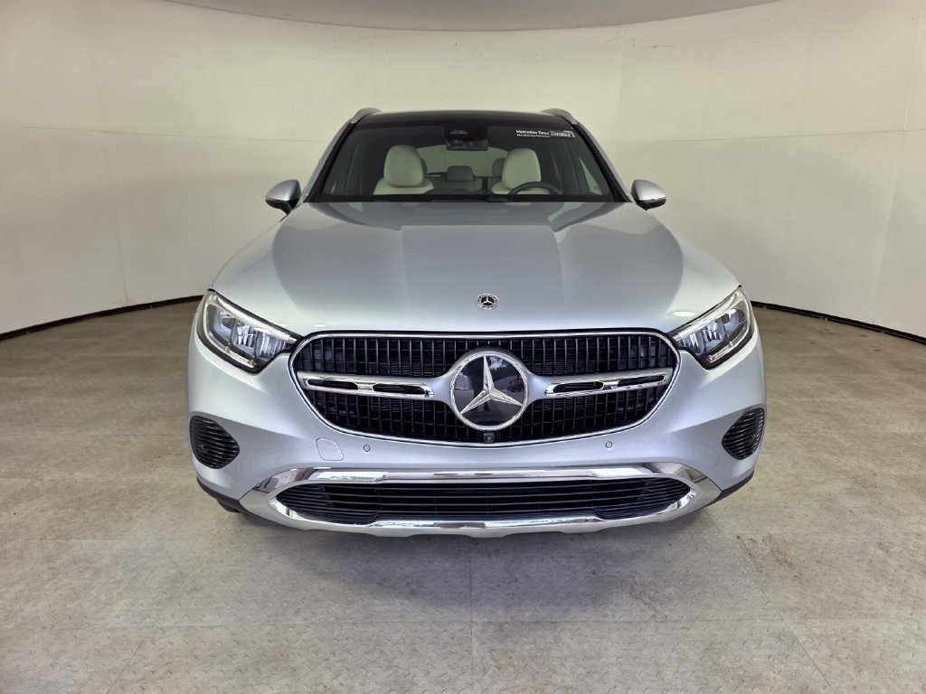 Certified 2026 Mercedes-Benz GLC 300 image 2