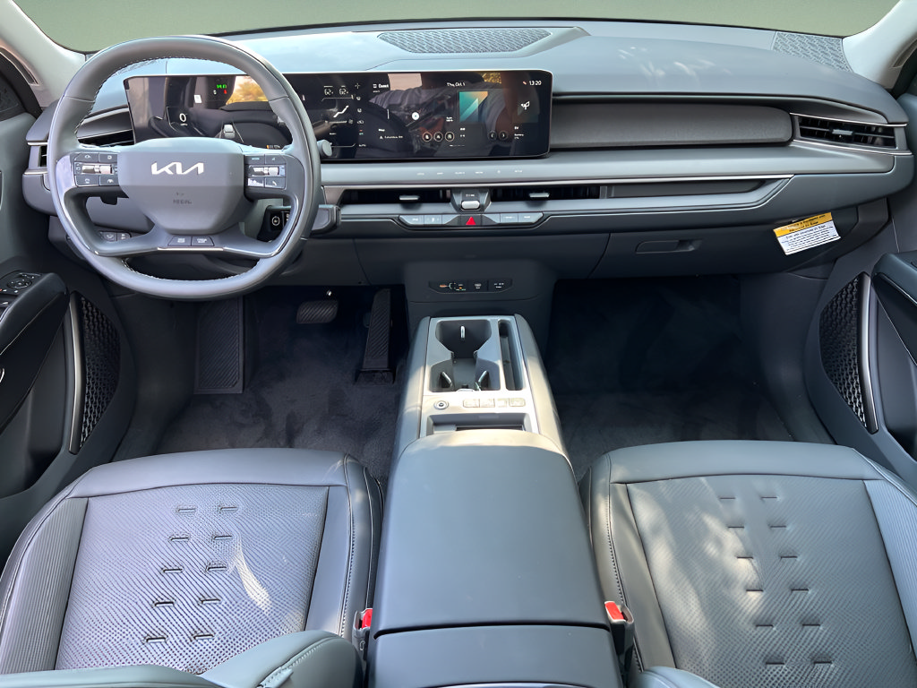Used 2026 Kia EV9 Wind AWD/4WD image 18