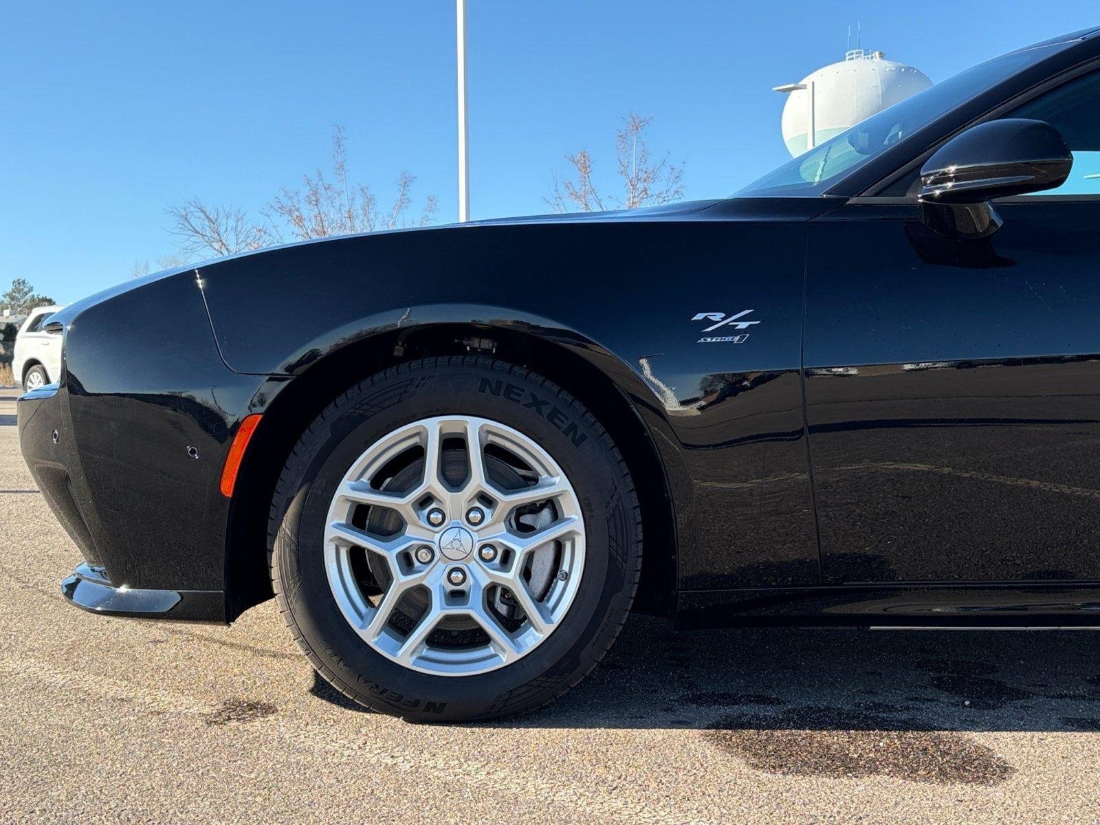 New 2025 Dodge Charger Daytona R/T w/ Quick Order Package 25M R/T AWD/4WD image 10
