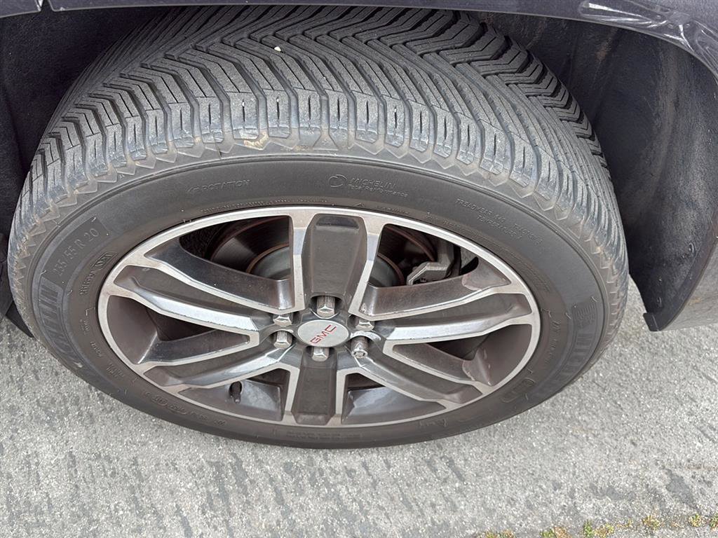 Used 2018 GMC Acadia Denali w/ Technology Package image 6