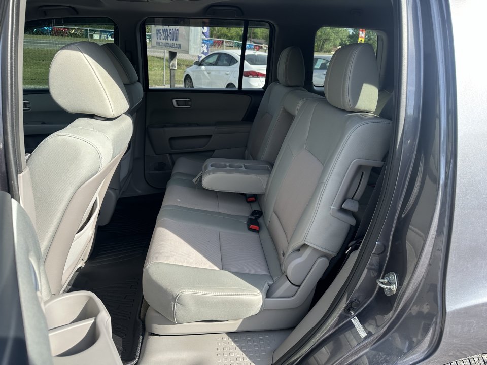 Used 2015 Honda Pilot SE image 18