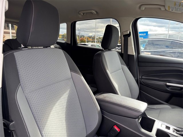 Used 2018 Ford Escape SE w/ SE Sync 3 Package image 34