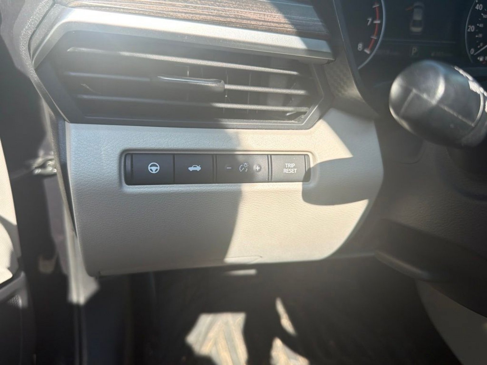 Used 2019 Nissan Altima 2.5 SL FWD image 10