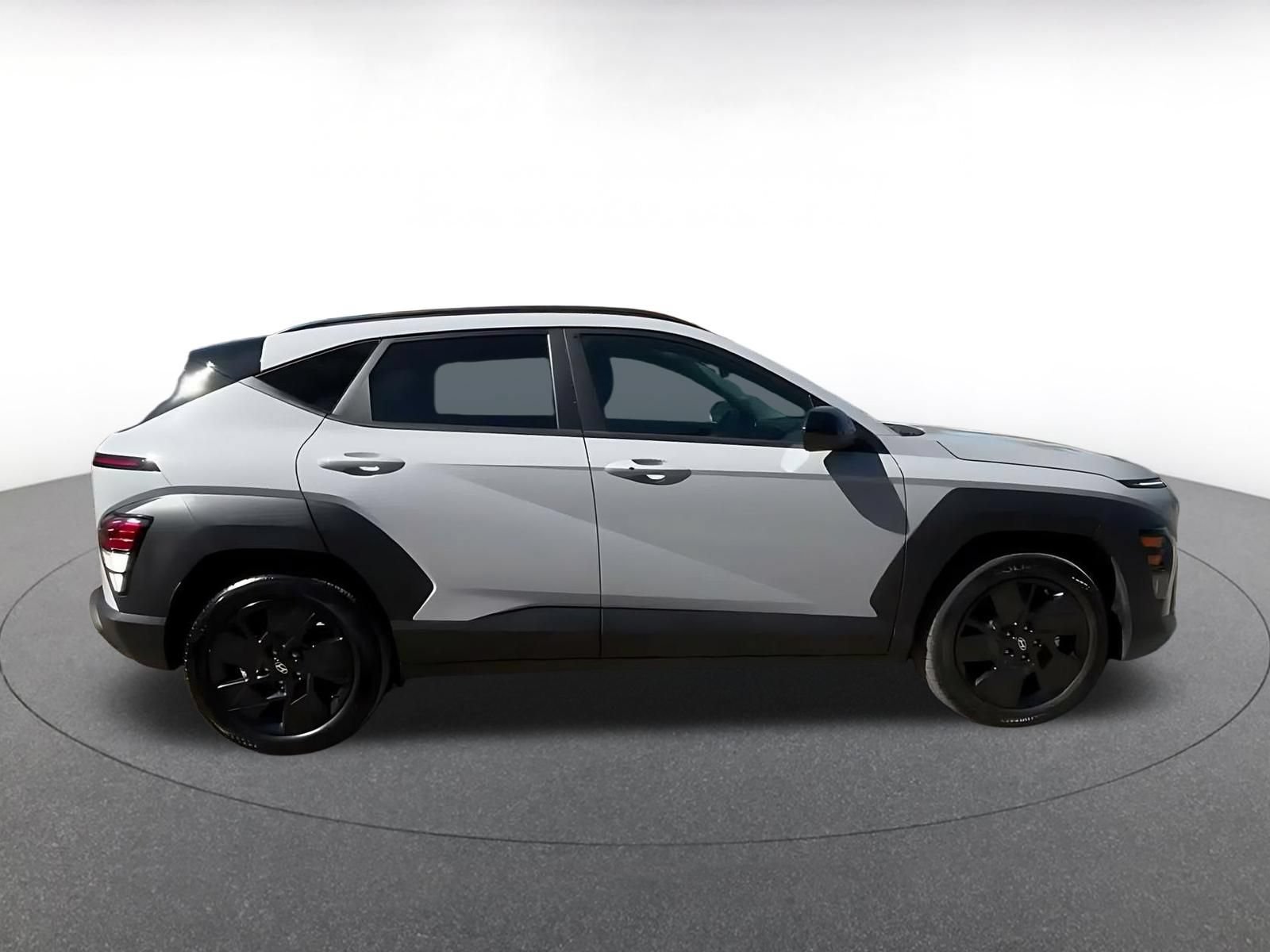 Used 2026 Hyundai Kona SEL Sport FWD image 15