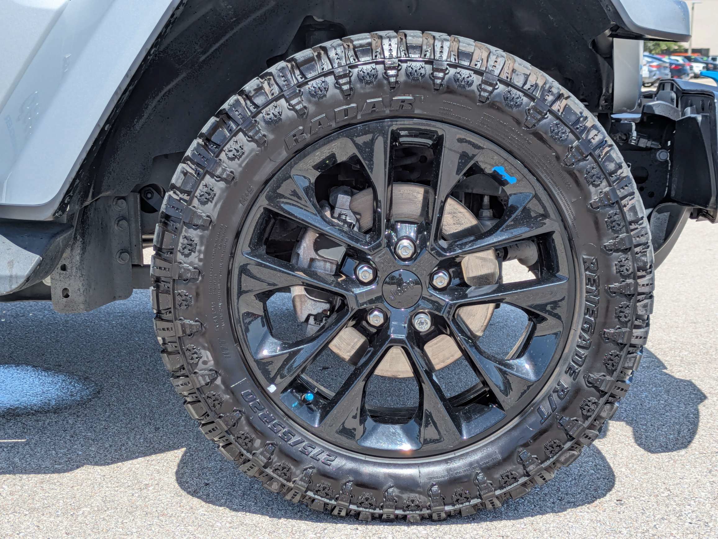 Used 2023 Jeep Wrangler Unlimited Sahara w/ Cold Weather Group AWD/4WD image 12