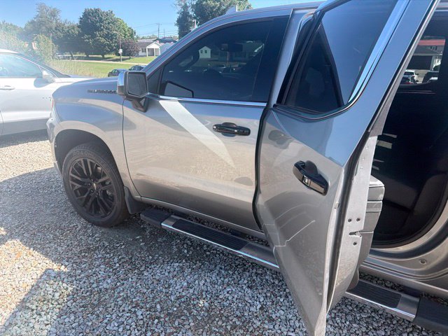 Used 2024 Chevrolet Silverado 1500 LTZ w/ LTZ Premium Package AWD/4WD image 9