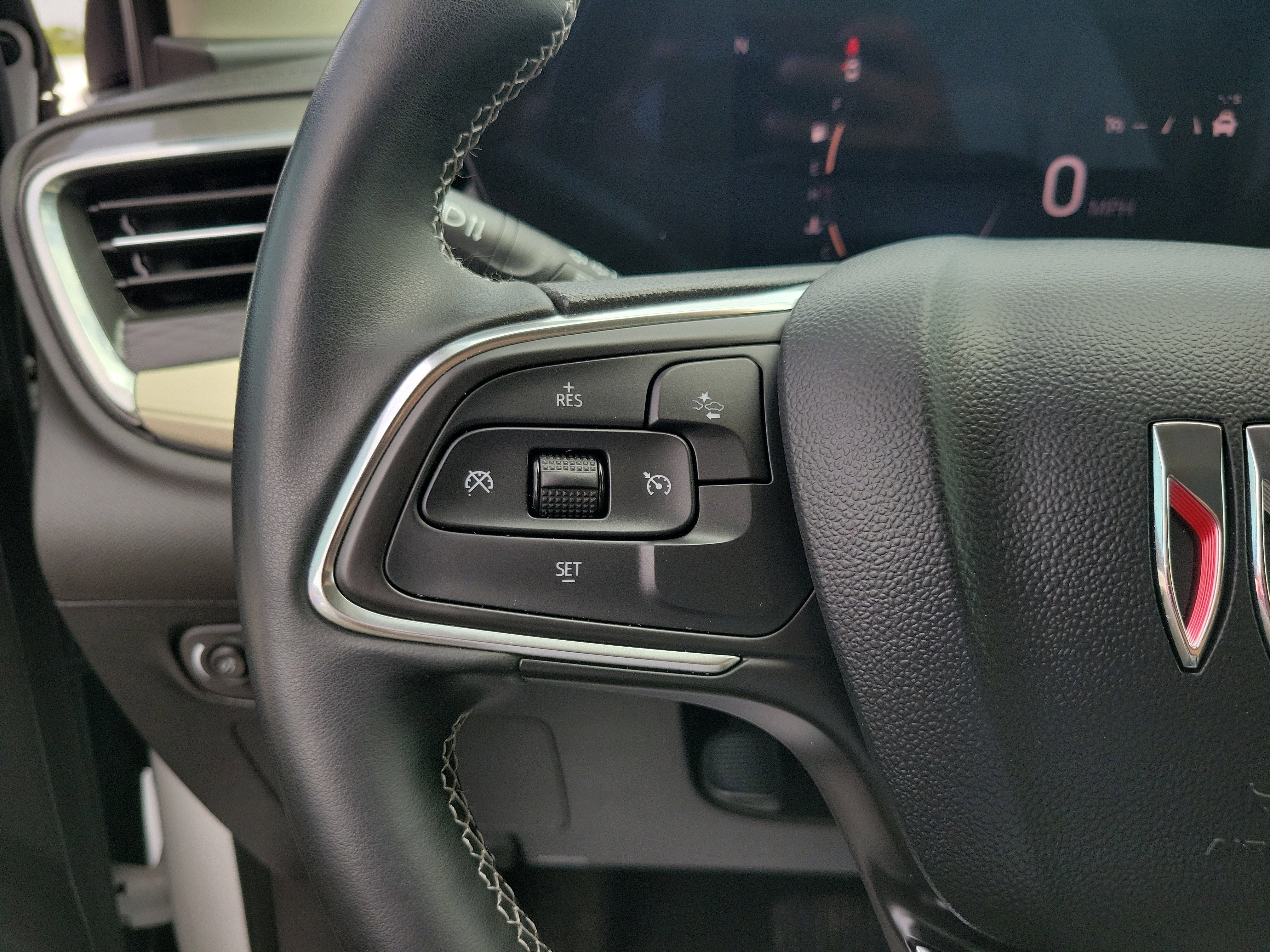 Certified 2024 Buick Encore GX Preferred FWD image 27
