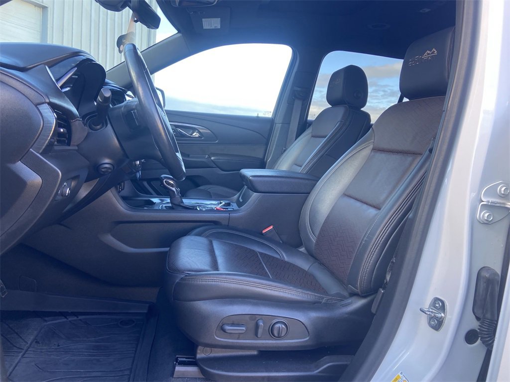 Certified 2022 Chevrolet Traverse High Country w/ LPO, Floor Liner Package image 20