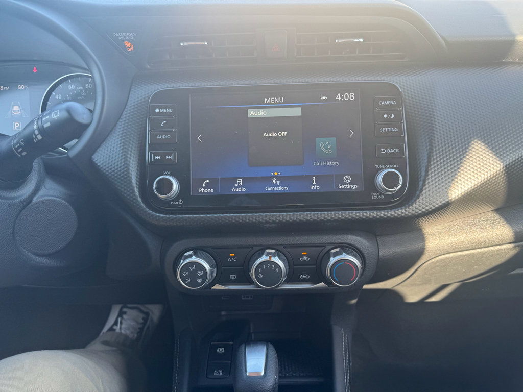 Used 2024 Nissan Kicks SV image 25