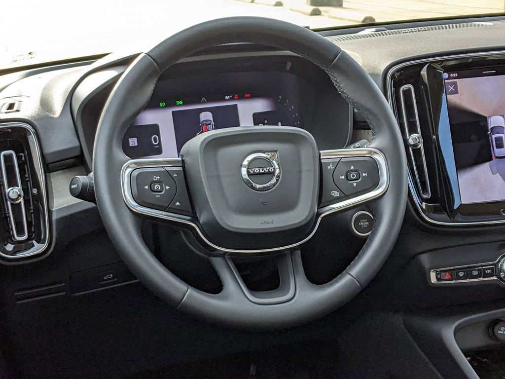 Used 2023 Volvo XC40 B5 Ultimate w/ Protection Package Premier image 14