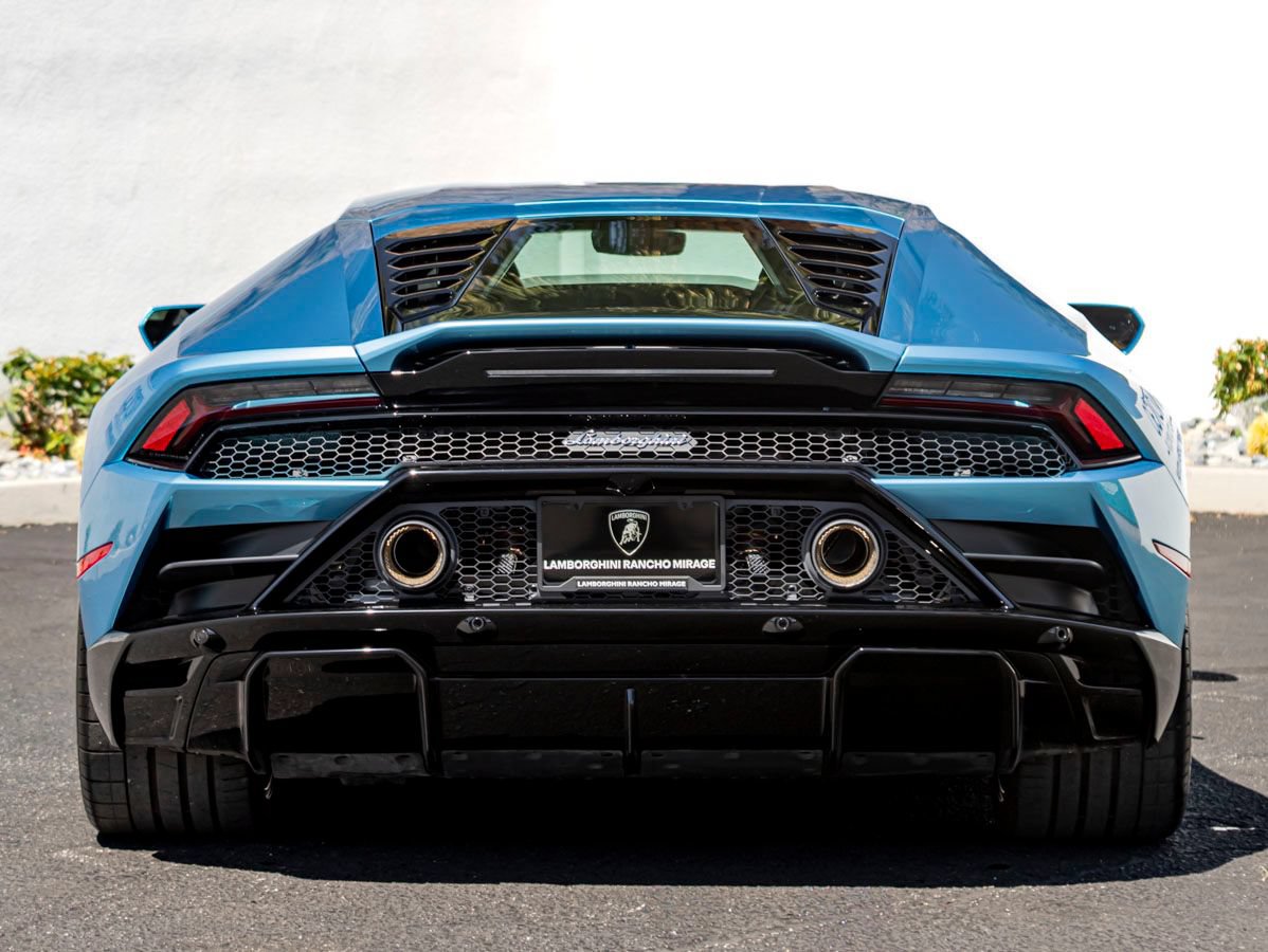Used 2022 Lamborghini Huracan EVO RWD image 8