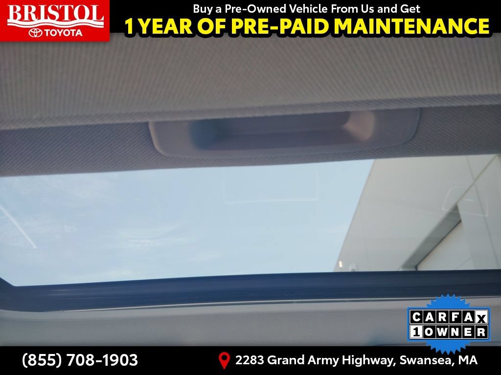 Used 2015 Toyota Camry XLE w/ Advanced Technology Package FWD image 20