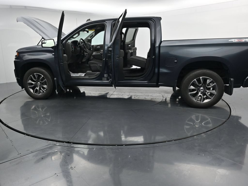 Used 2020 Chevrolet Silverado 1500 RST w/ RST Value Package AWD/4WD image 43