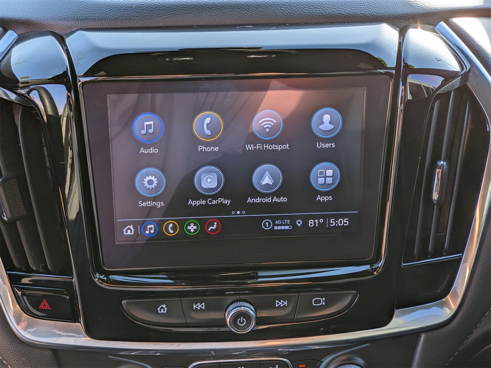 Used 2023 Chevrolet Traverse LT image 21