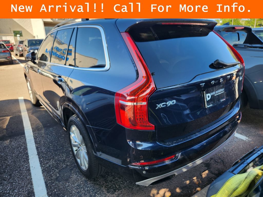 Used 2017 Volvo XC90 T6 Momentum w/ Vision Package AWD/4WD image 5