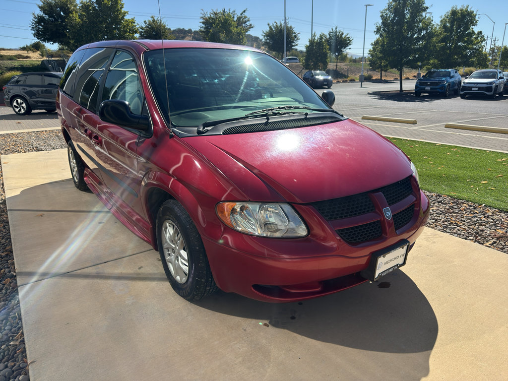 Used 2003 Dodge Grand Caravan Sport image 3
