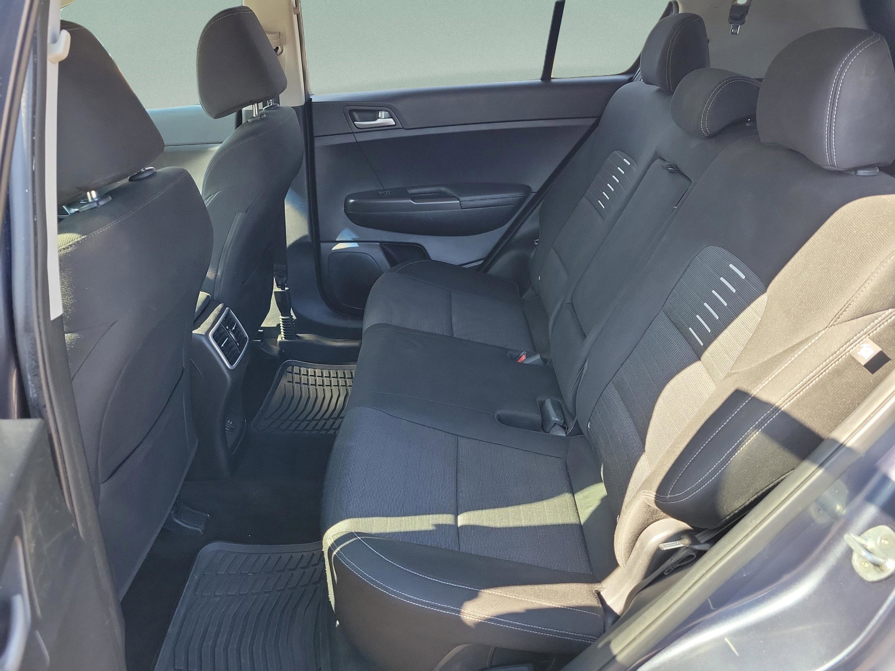 Used 2017 Kia Sportage LX w/ LX Popular Package image 13