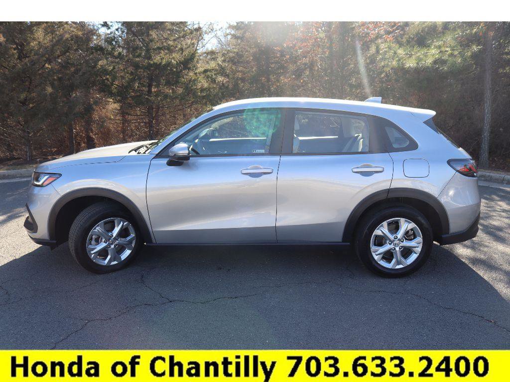 Certified 2023 Honda HR-V LX image 4