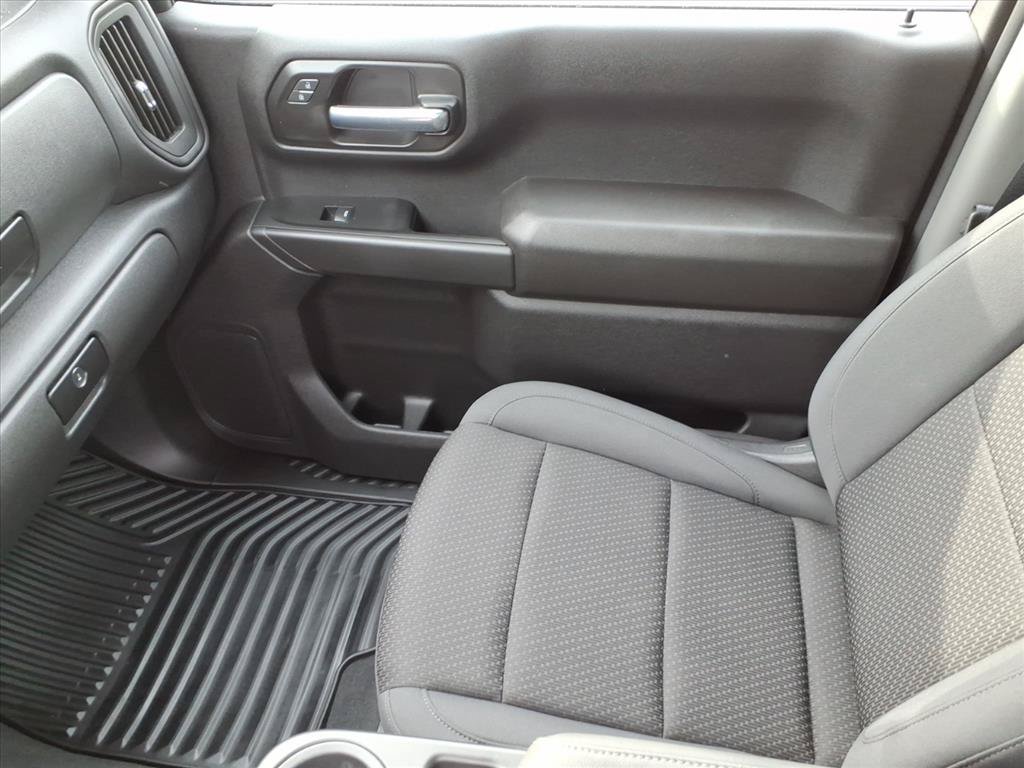Used 2026 Chevrolet Silverado 1500 W/T w/ WT Value Package AWD/4WD image 34