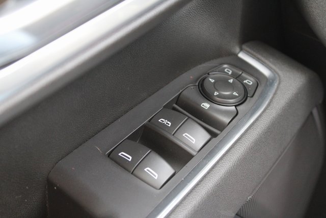 Used 2025 Chevrolet Silverado 1500 LT image 28