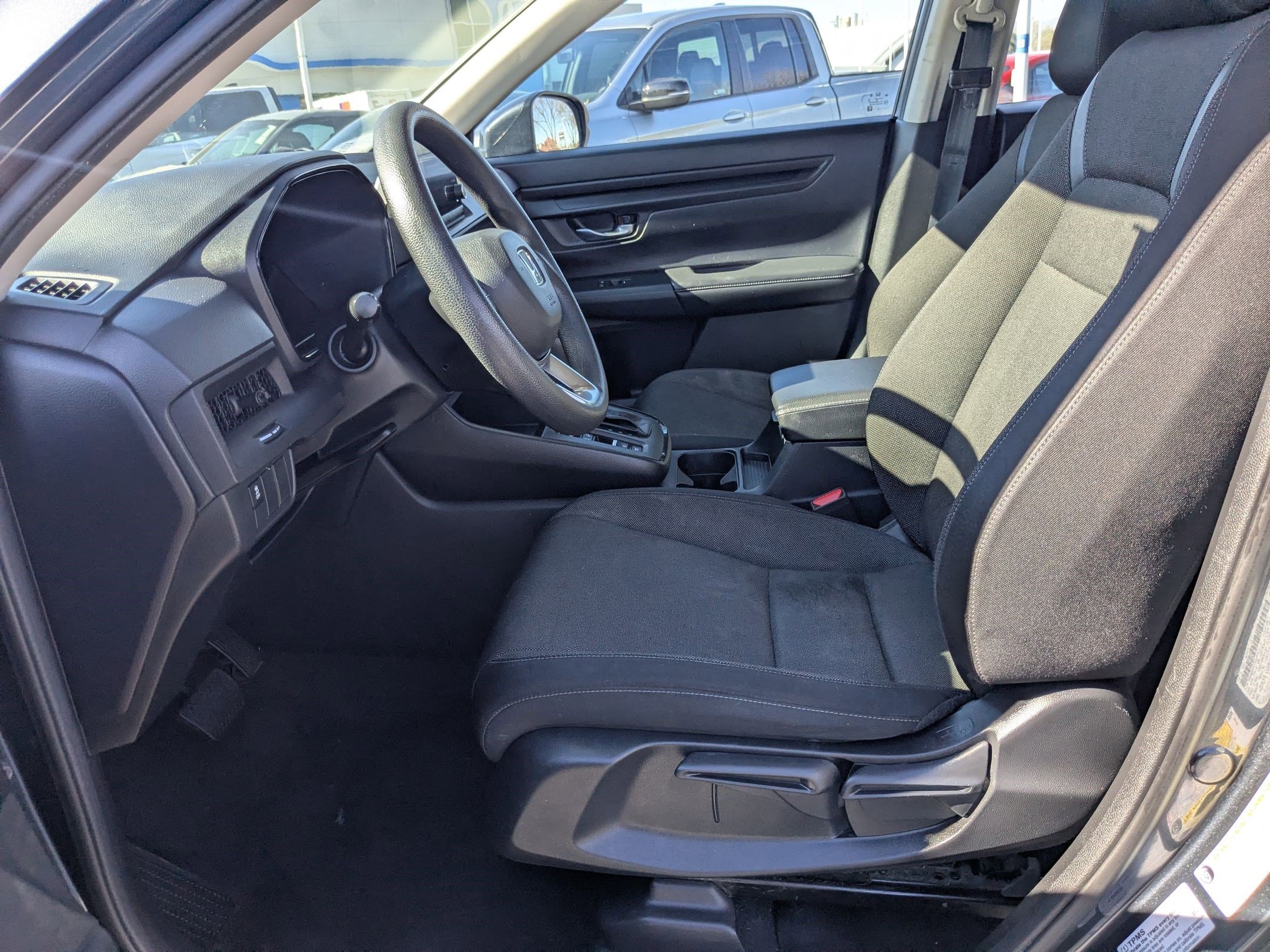 Used 2023 Honda CR-V LX image 15