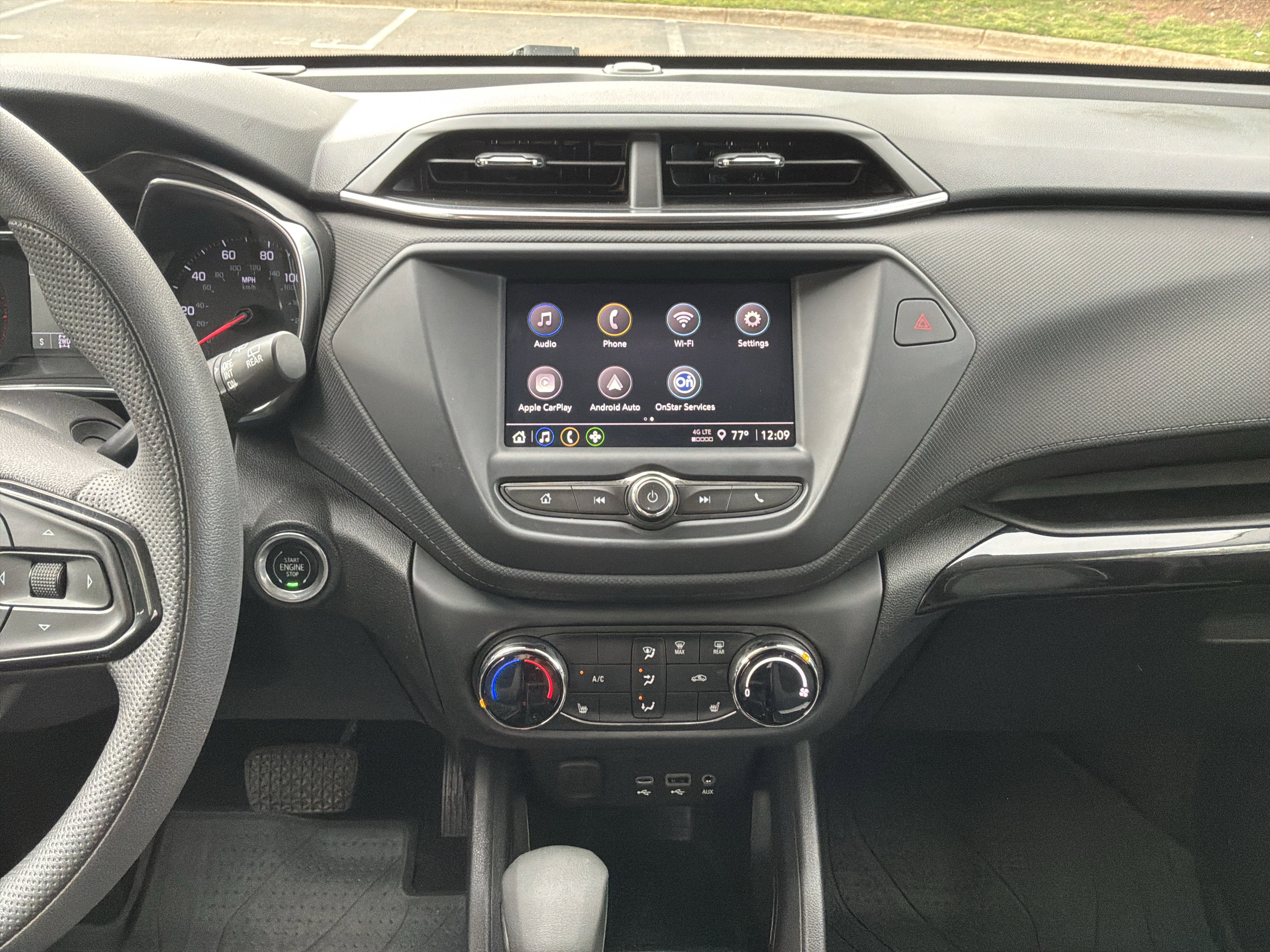 Used 2022 Chevrolet TrailBlazer LT AWD/4WD image 29