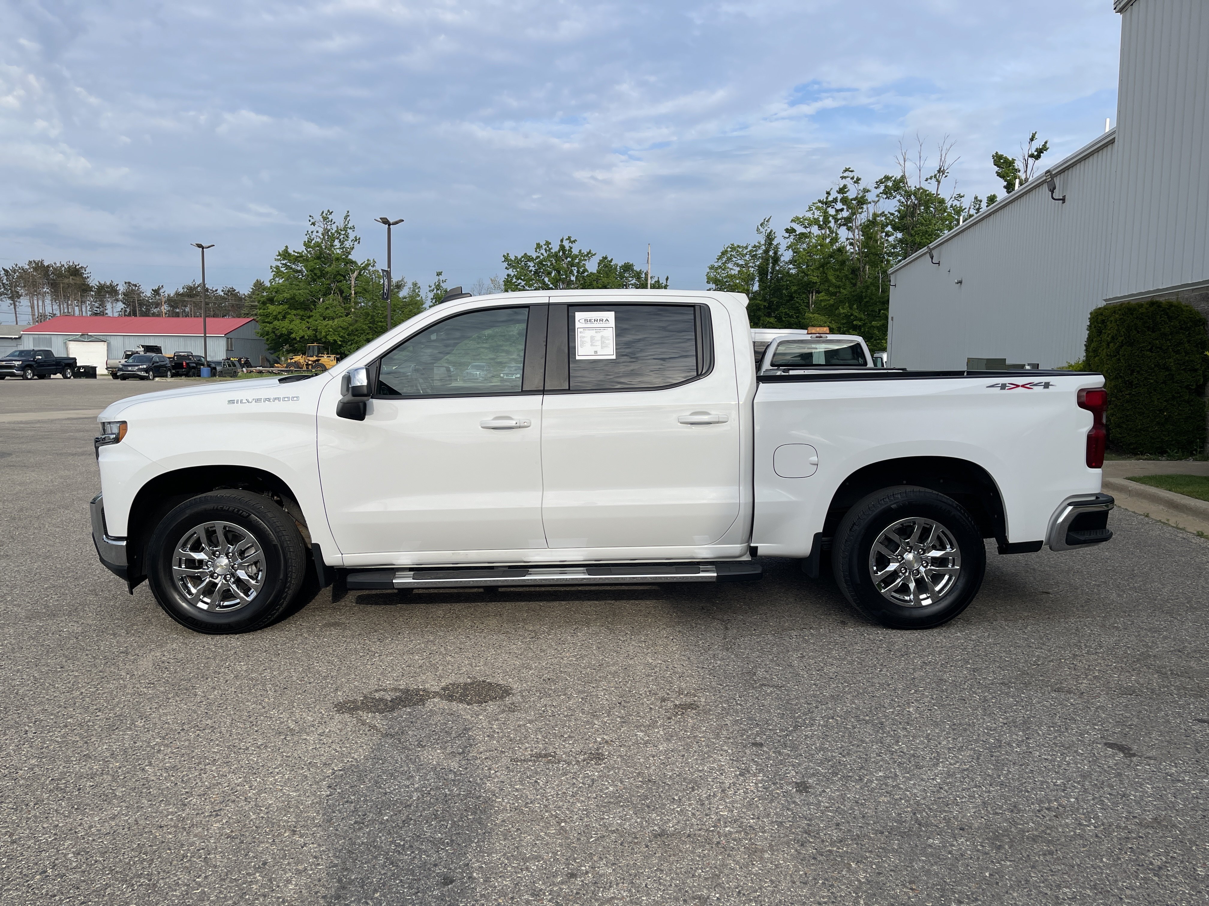 Used 2020 Chevrolet Silverado 1500 LT w/ True North Edition AWD/4WD image 7