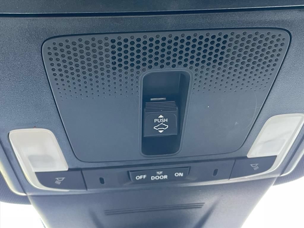 Used 2025 Honda CR-V Sport-L image 16