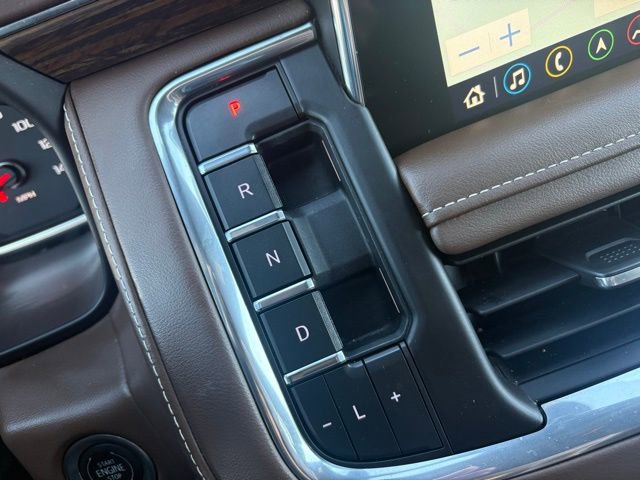 Used 2021 Chevrolet Tahoe High Country w/ Premium Package image 24