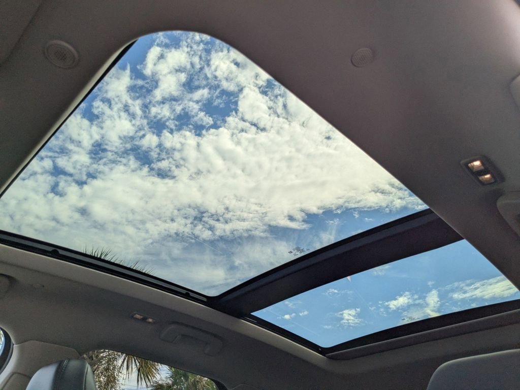 New 2025 Lincoln Corsair Grand Touring image 17