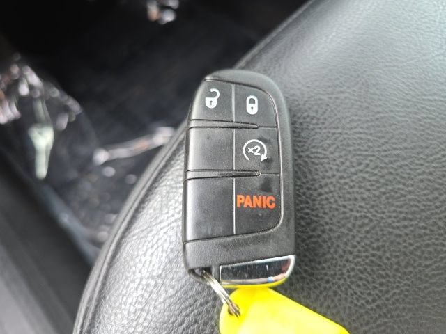 Certified 2022 Jeep Renegade Trailhawk AWD/4WD image 30