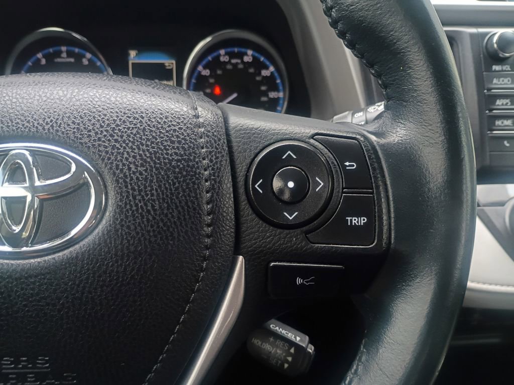 Used 2016 Toyota RAV4 Limited image 25