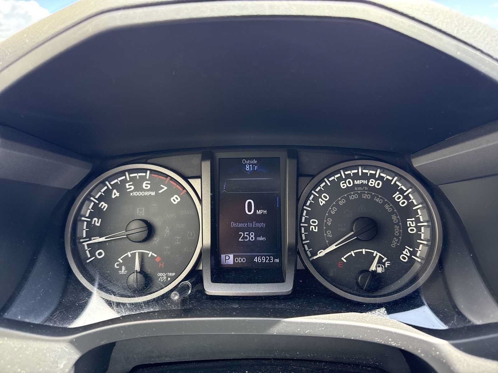 Used 2019 Toyota Tacoma TRD Off-Road AWD/4WD image 16