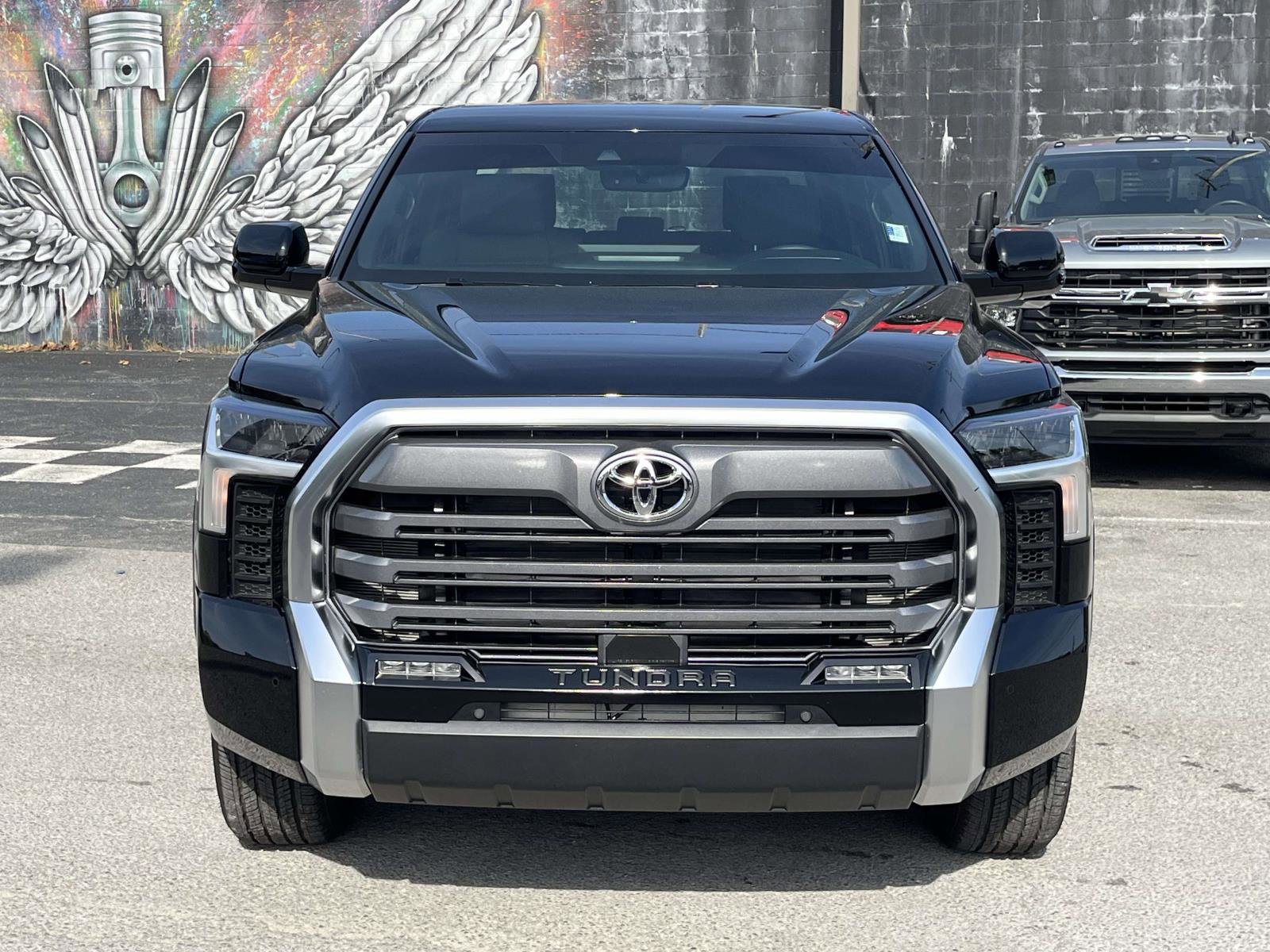 Used 2025 Toyota Tundra Limited image 2