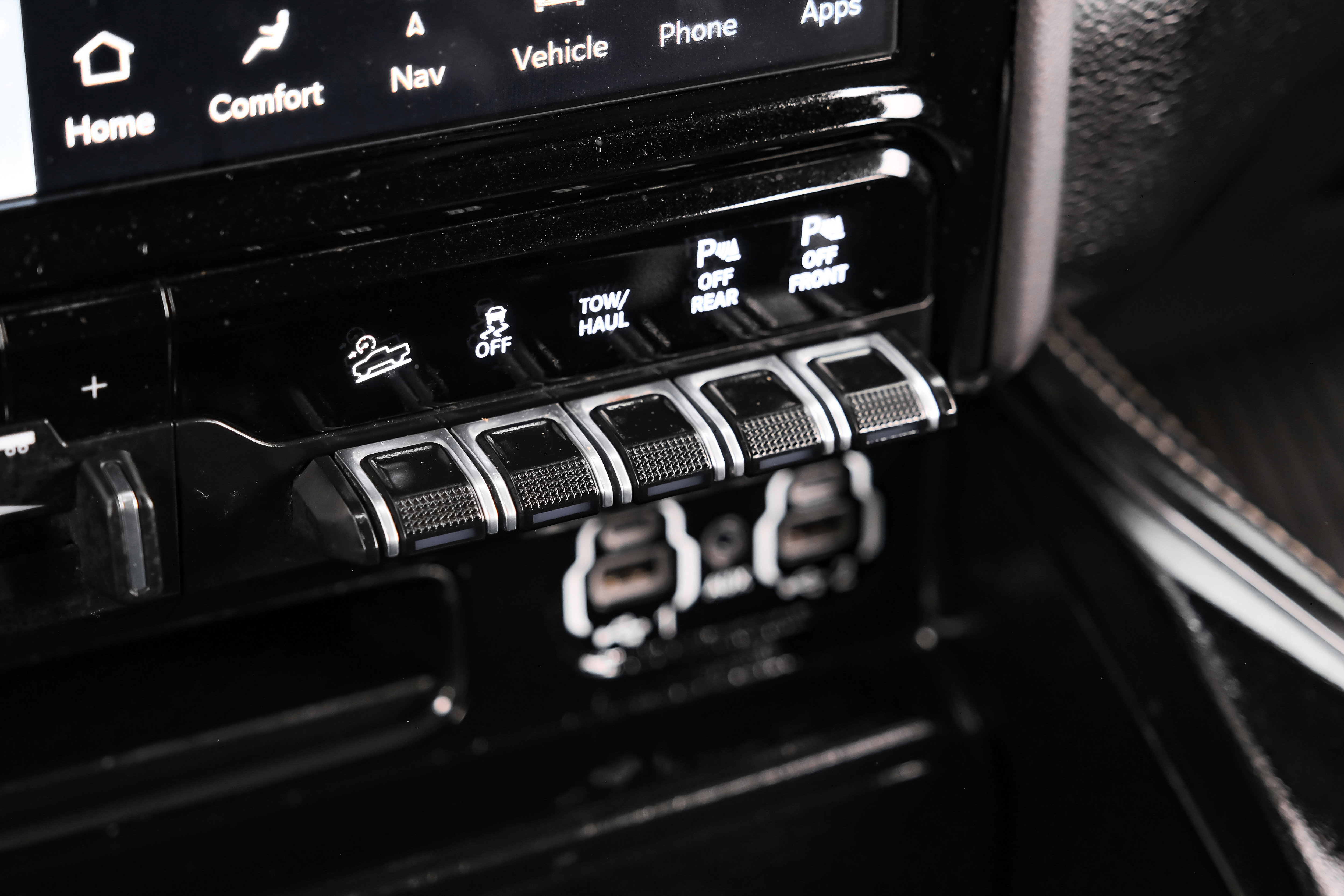 Used 2022 RAM 2500 Power Wagon w/ Level 2 Equipment Group image 25