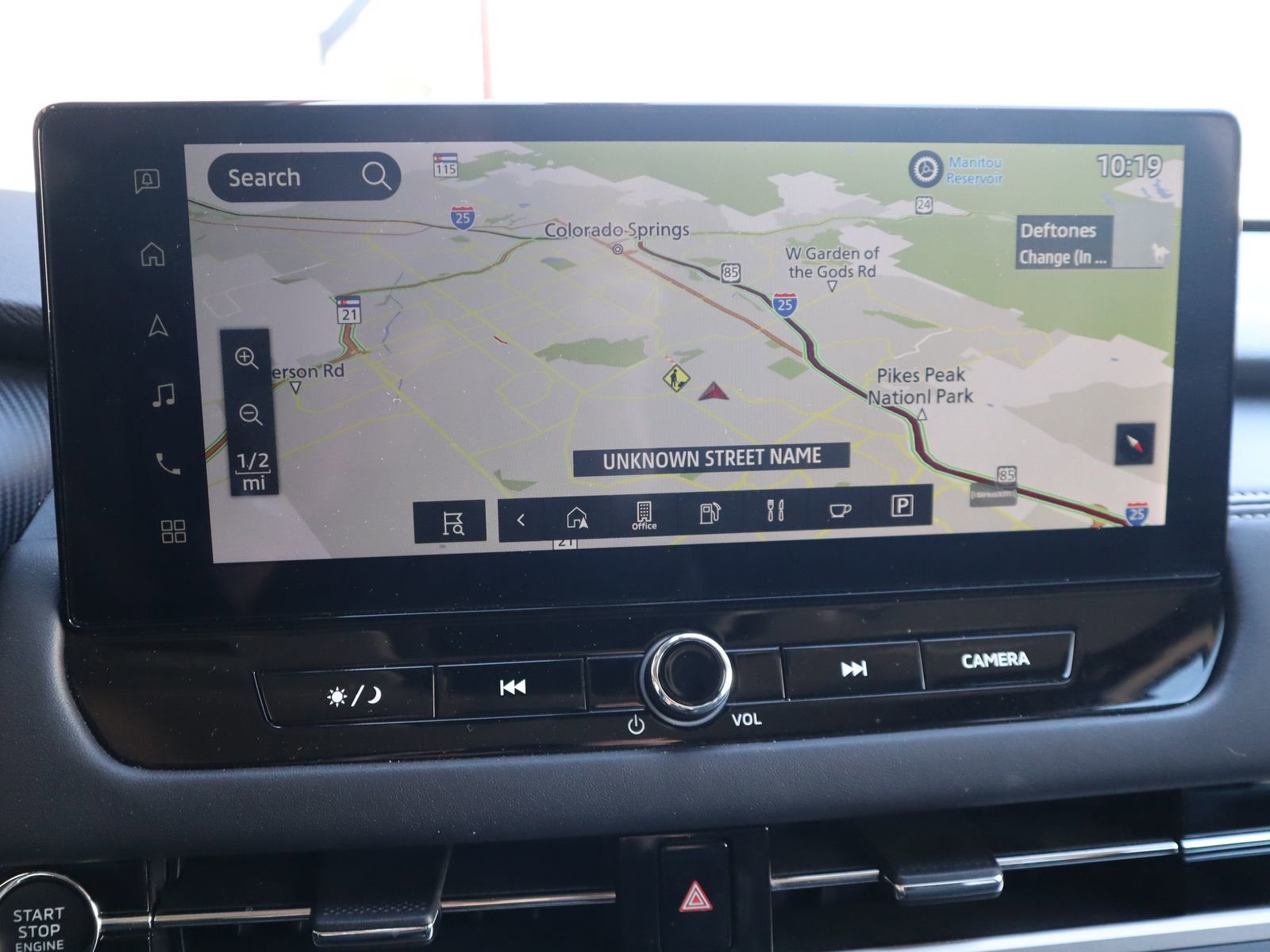 Used 2025 Mitsubishi Outlander AWD image 42