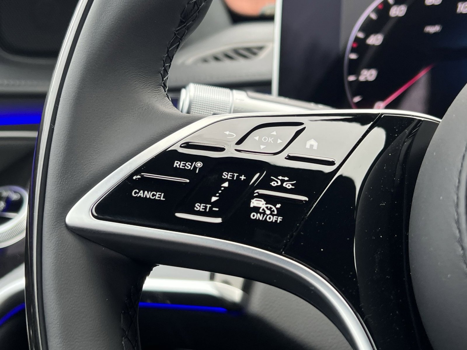 New 2026 Mercedes-Benz S 580 4MATIC Sedan image 31