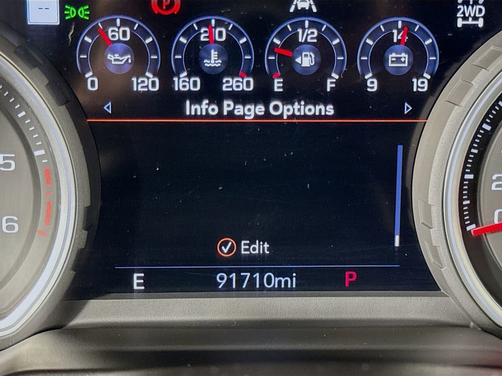 Used 2021 Chevrolet Suburban Premier w/ Premium Package AWD/4WD image 38