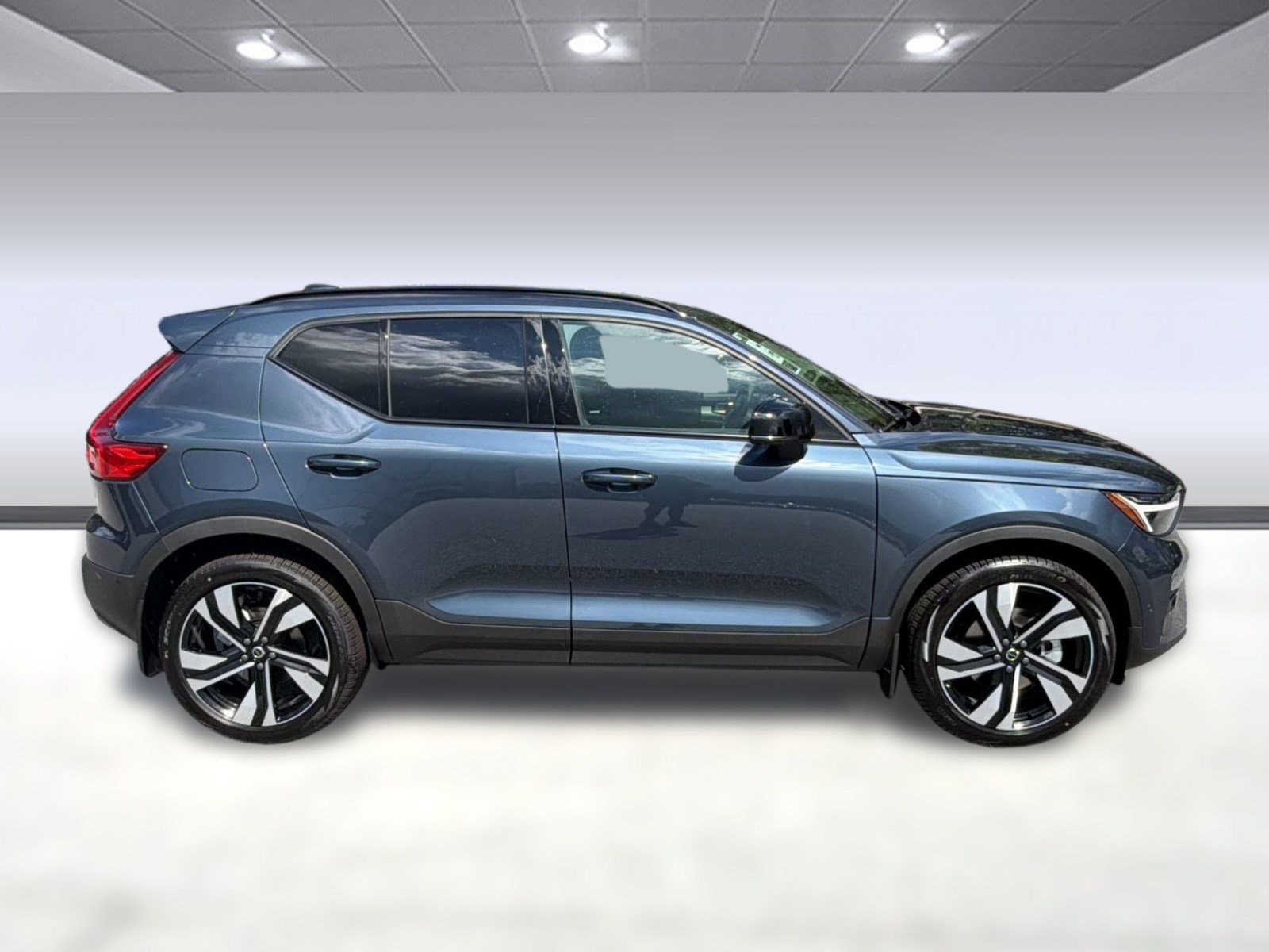 New 2026 Volvo XC40 B5 Ultra w/ Climate Package AWD/4WD image 8