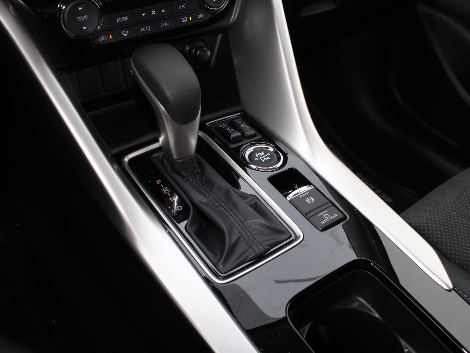 New 2026 Mitsubishi Eclipse Cross SE image 16