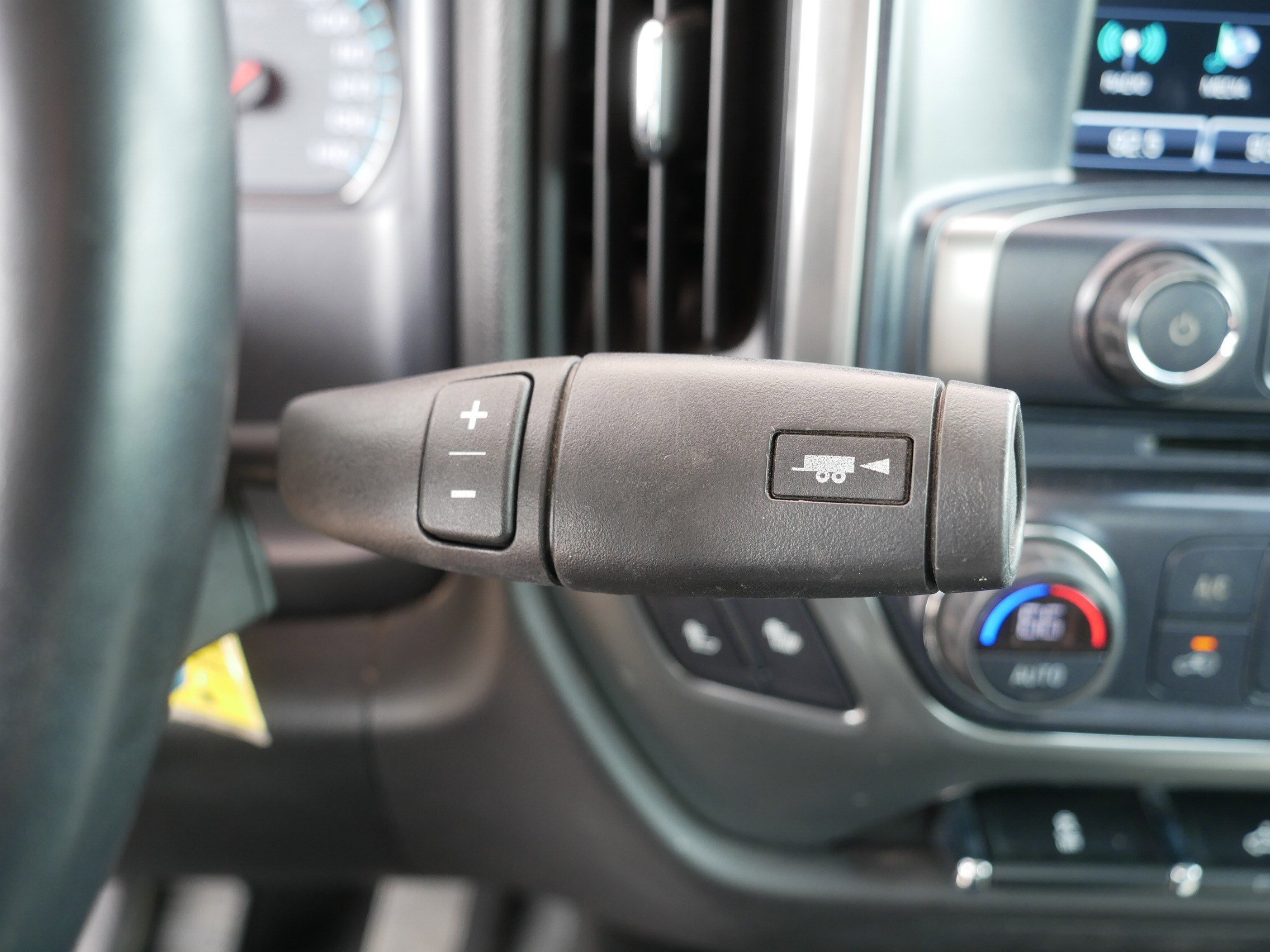 Used 2019 Chevrolet Silverado 1500 LT w/ All Star Edition AWD/4WD image 24