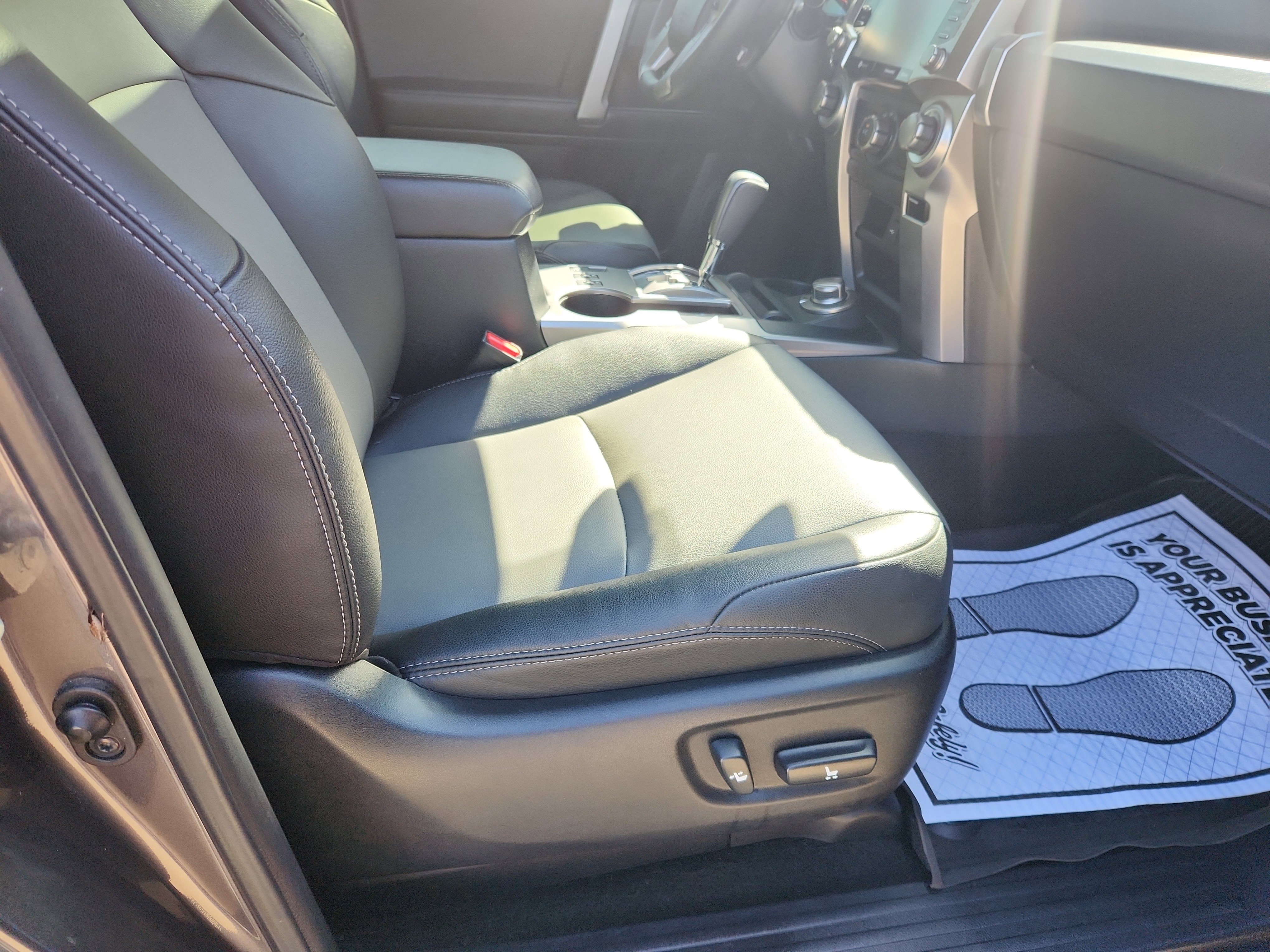 Used 2022 Toyota 4Runner SR5 Premium w/ Moonroof Package image 51