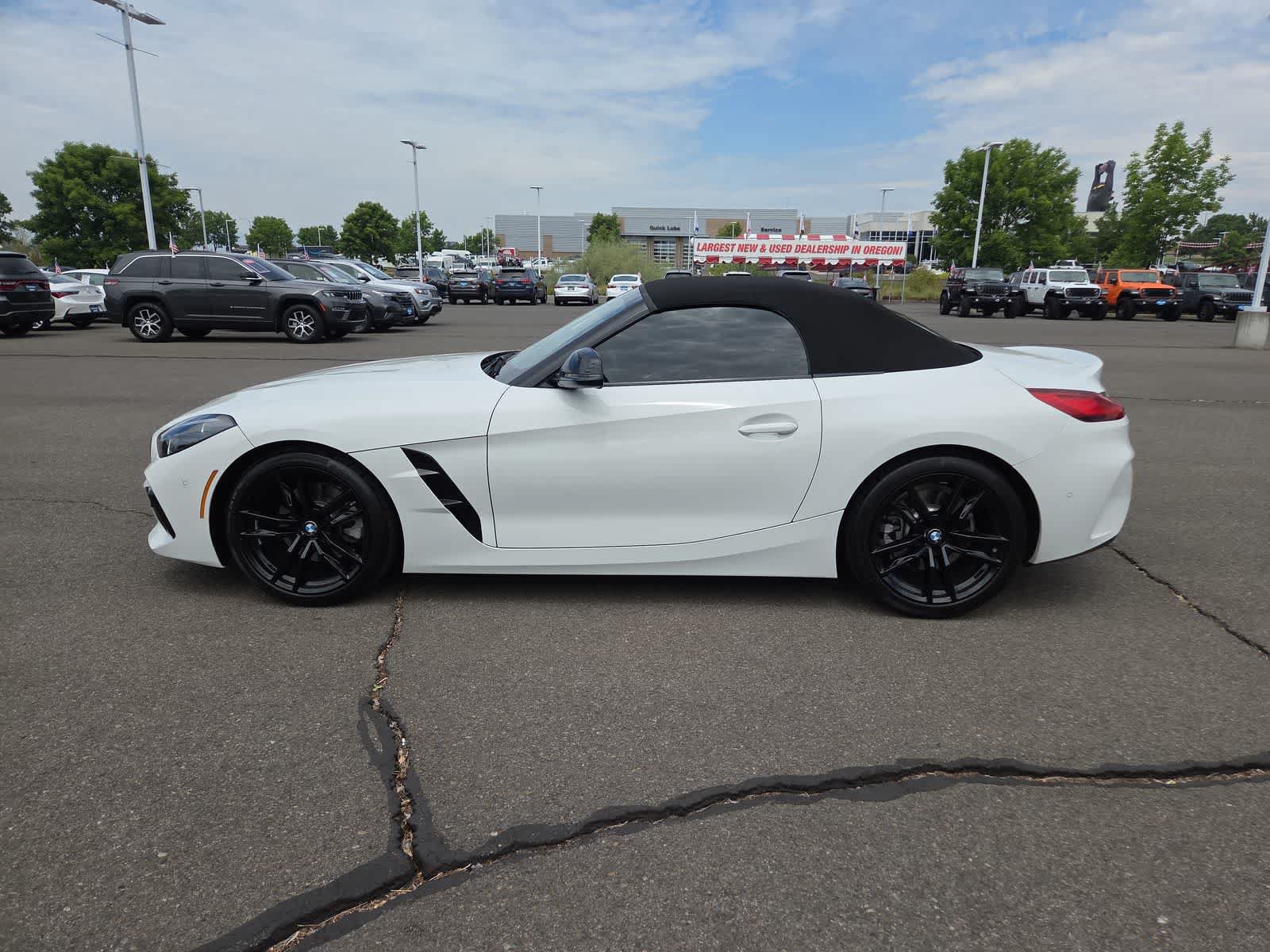 Used 2026 BMW Z4 sDrive30i RWD image 11