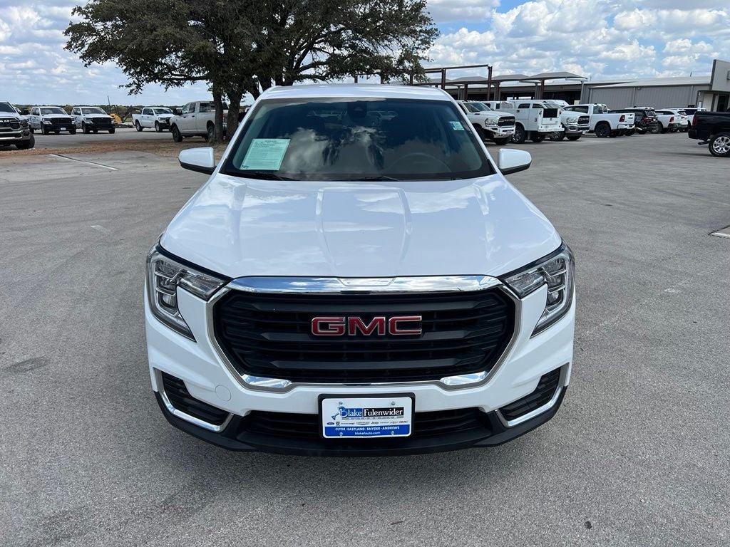 Used 2024 GMC Terrain SLE FWD image 9